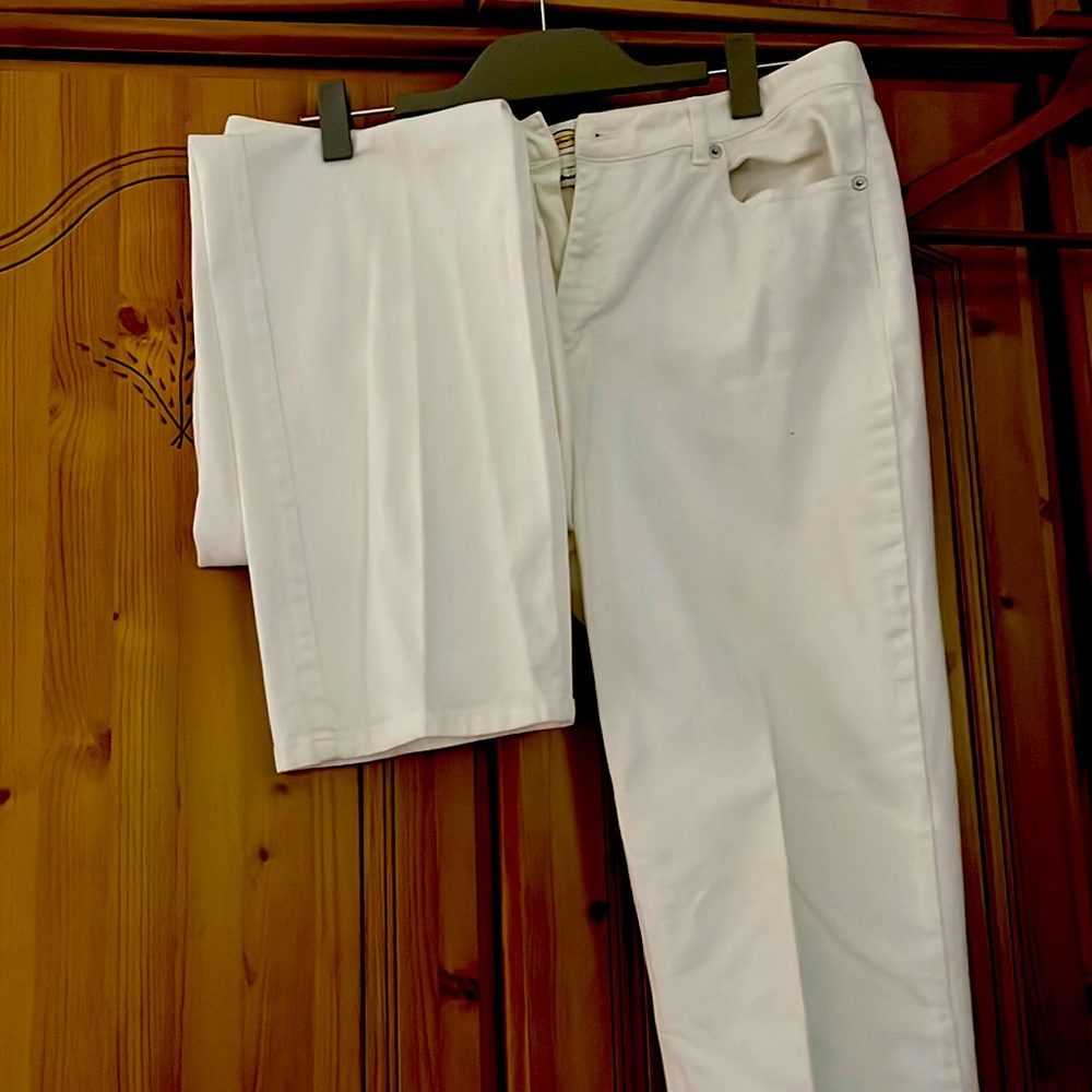 Talbots stretch white jean with detail on back pockets